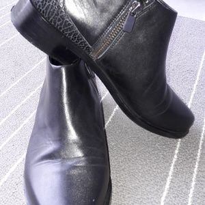 COPY - & Other Stories Black Ankle Boots.Size EU …